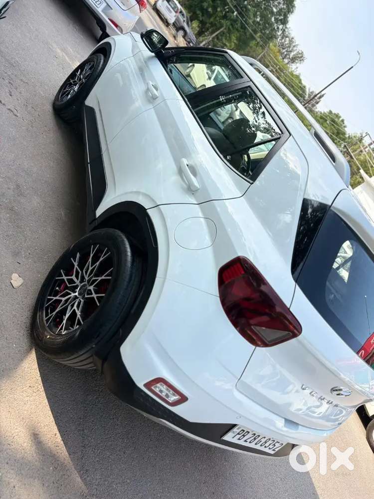 Hyundai Venue 2019 Diesel 95000 Km Driven Wsr