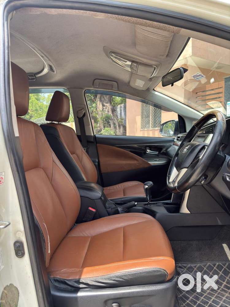 Toyota Innova Crysta 2.8 Z, 2016, Diesel