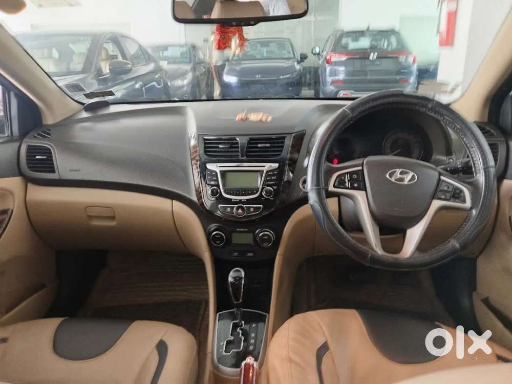 Hyundai Verna Fluidic 1.6 Vtvt Sx Automatic, 2011, Petrol