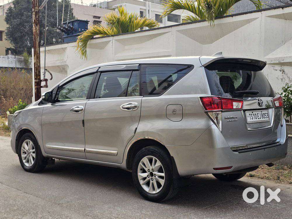 Toyota Innova Crysta 2.4 Vx Mt 8s, 2016, Diesel