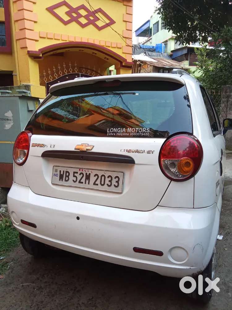 Chevrolet Spark 2011 Petrol Well Maintained