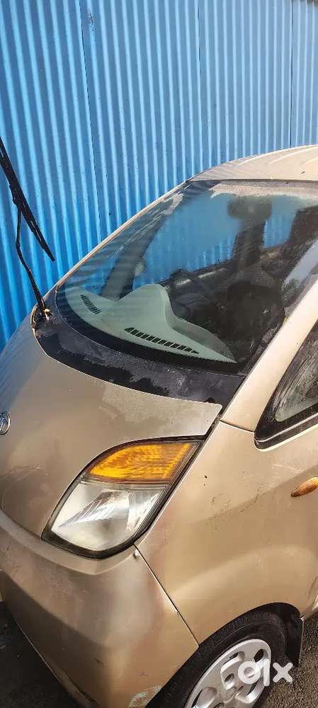 Tata Nano (lx)