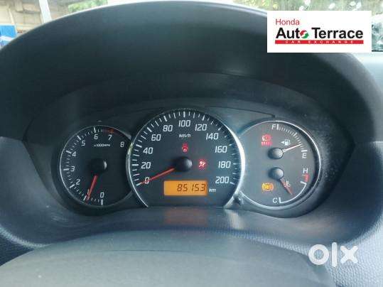 Maruti Suzuki Swift Dzire Zxi, 2011, Petrol
