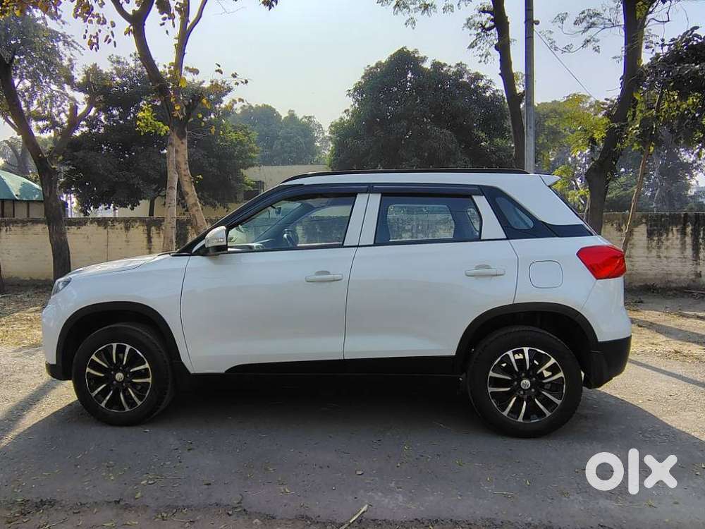 Maruti Suzuki Brezza 1.5 Lxi Smart Hybrid, 2021, Petrol