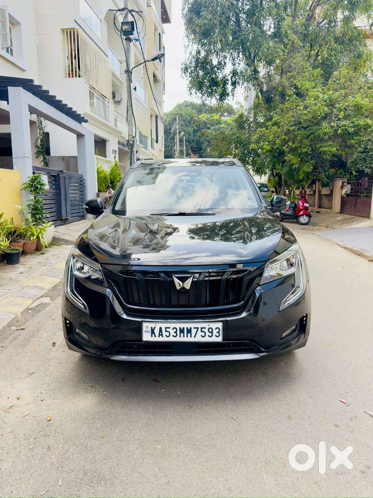 Mahindra Xuv700 2.0 Ax 7 Petrol At Str, 2024, Petrol