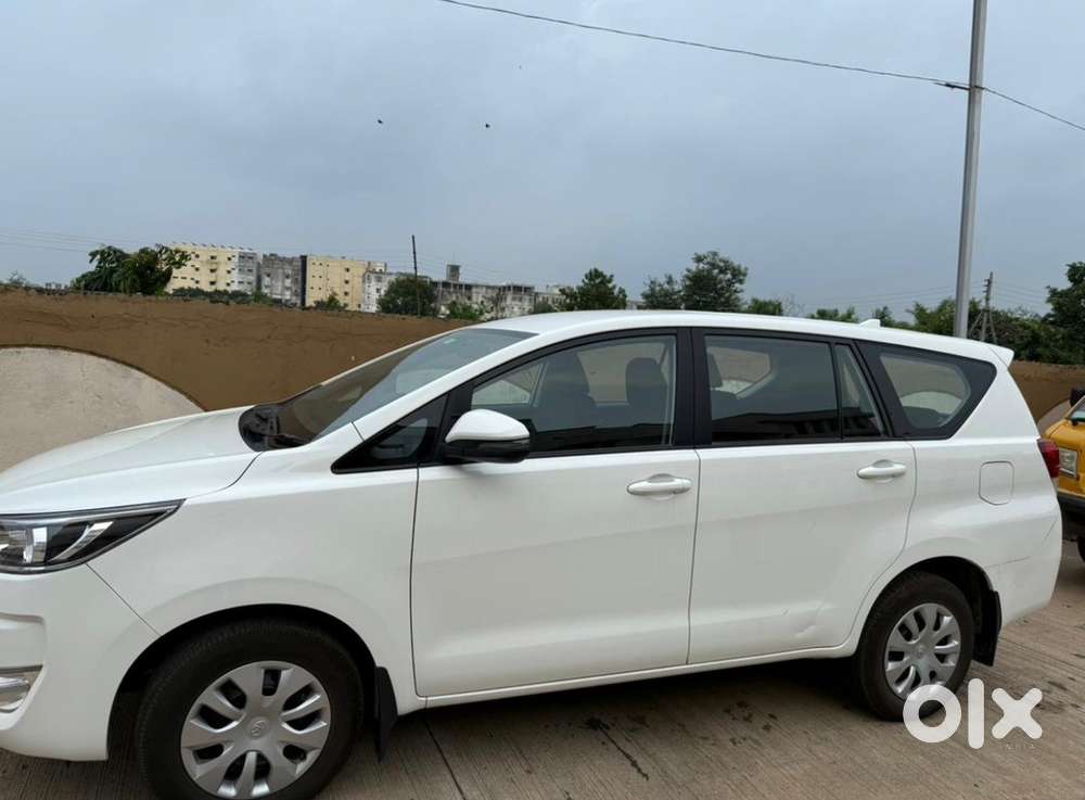Toyota Innova Crysta Diesel Manual 2024