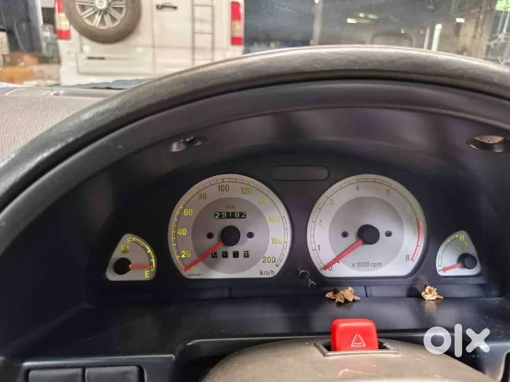 Maruti Suzuki Esteem 2007