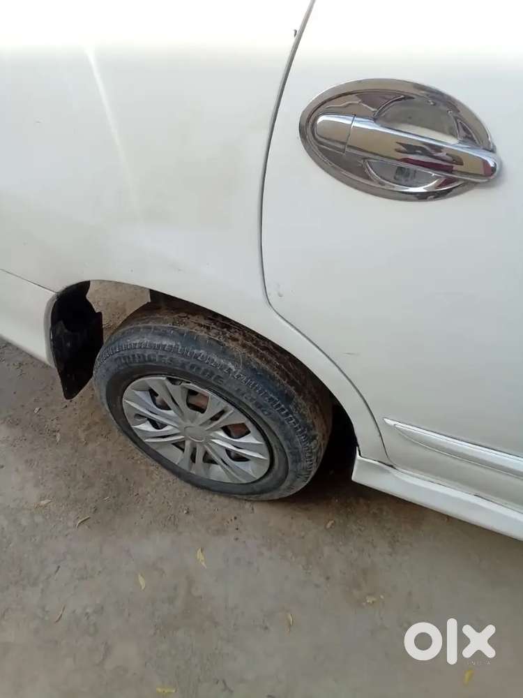 Toyota Innova 2016 Diesel 190000 Km Driven