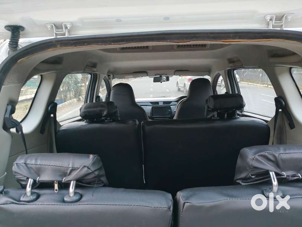 Renault Triber Rxt, 2023, Petrol