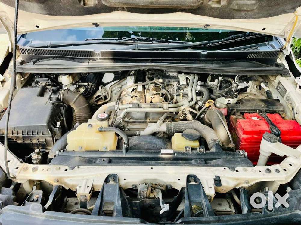 Toyota Innova Crysta [ ] 2.4 Gx At 7 Str, 2017, Diesel