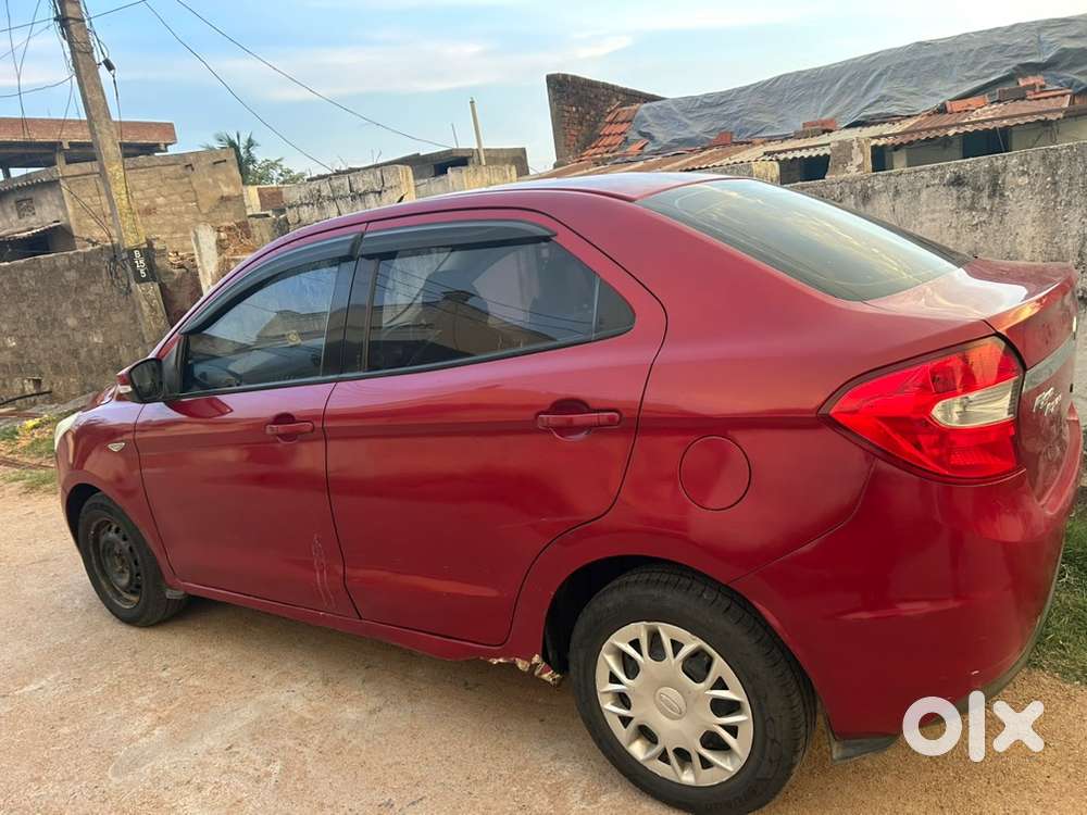 Ford Aspire Trend 2015