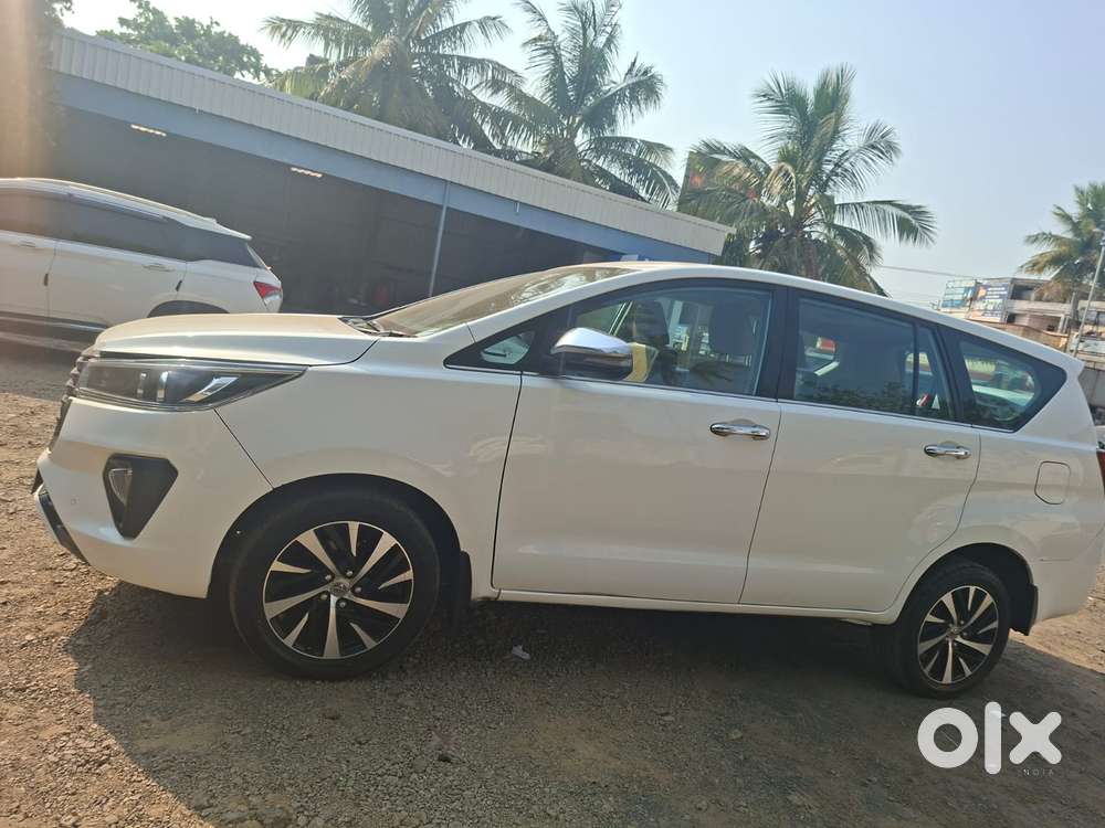 Toyota Innova Crysta 2.4 Z 7 Str, 2022, Diesel