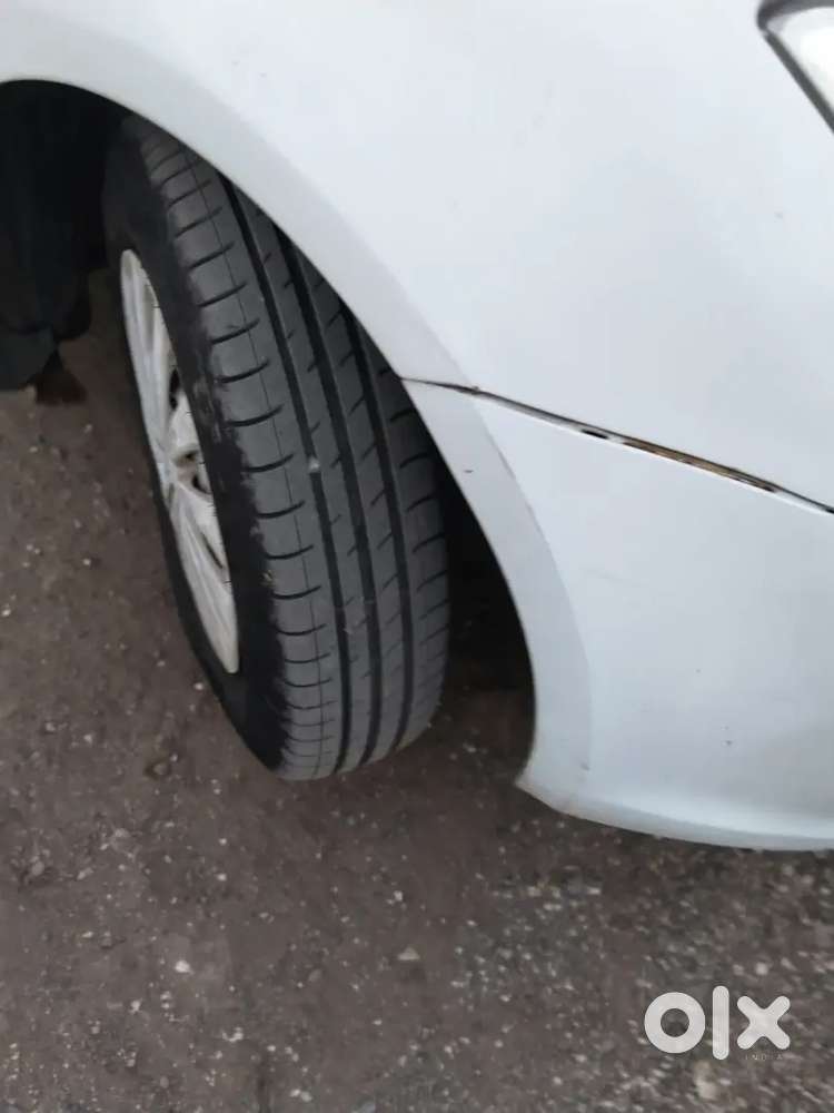 Maruti Suzuki Dzire 2015