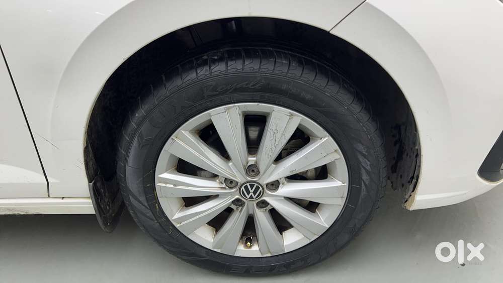 Volkswagen Virtus Highline Plus 1.0 Tsi At, 2022, Petrol