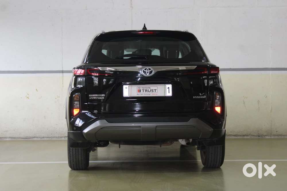 Toyota Urban Cruiser Hyryder 1.5 V Hybrid, 2023, Petrol