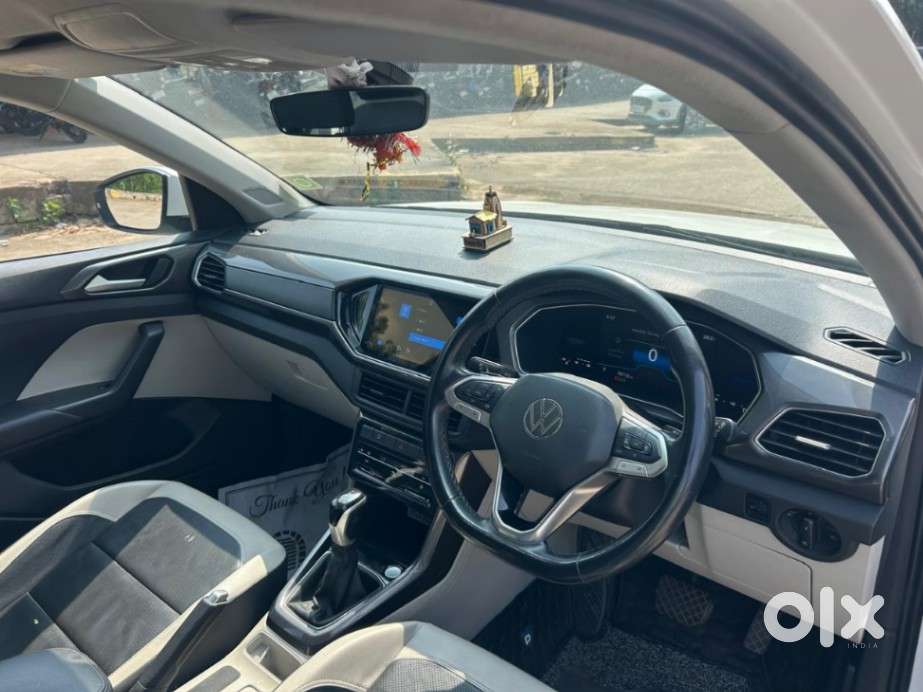 Volkswagen Taigun 1.0 Tsi Topline At, 2022, Petrol