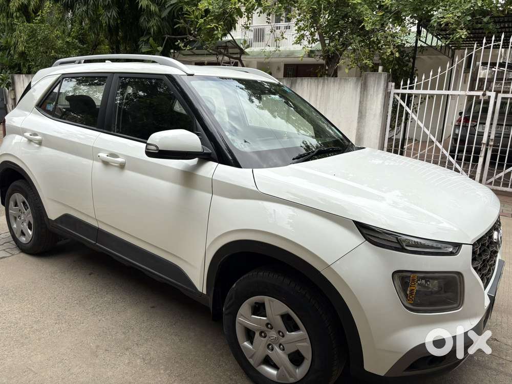 Hyundai Venue 1.2 S Plus, 2021, Petrol
