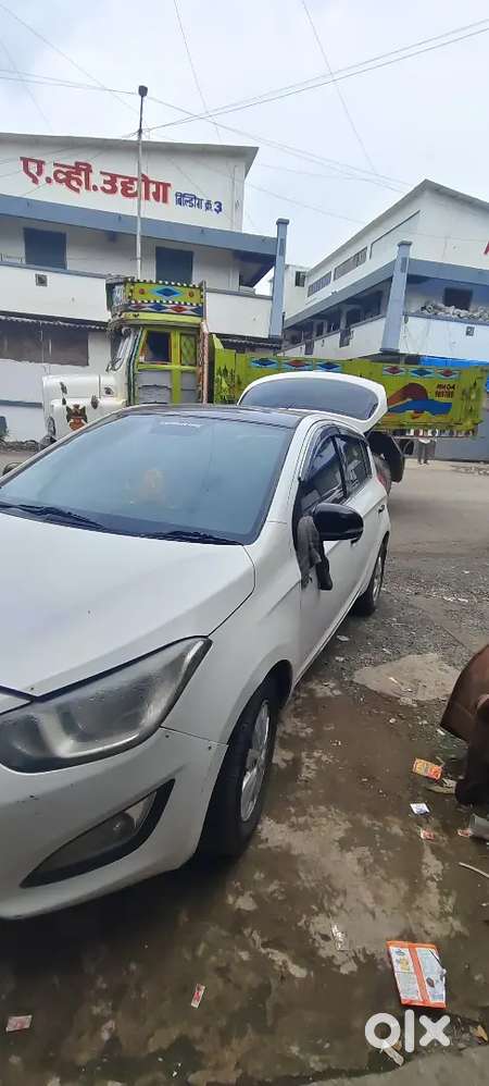 Hyundai I20 Sportz 2012 Petrol Manual New Tyer New Battery
