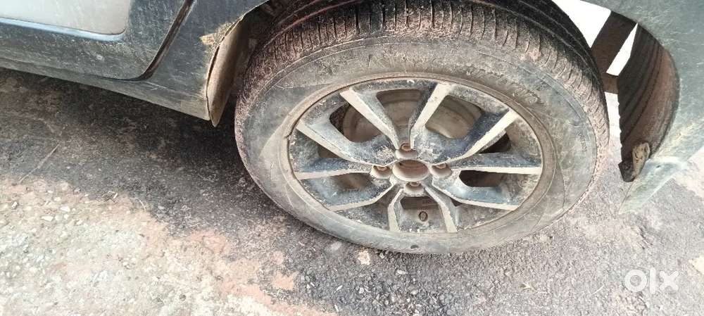 Mahindra Kuv 100 2016 Diesel Automatic