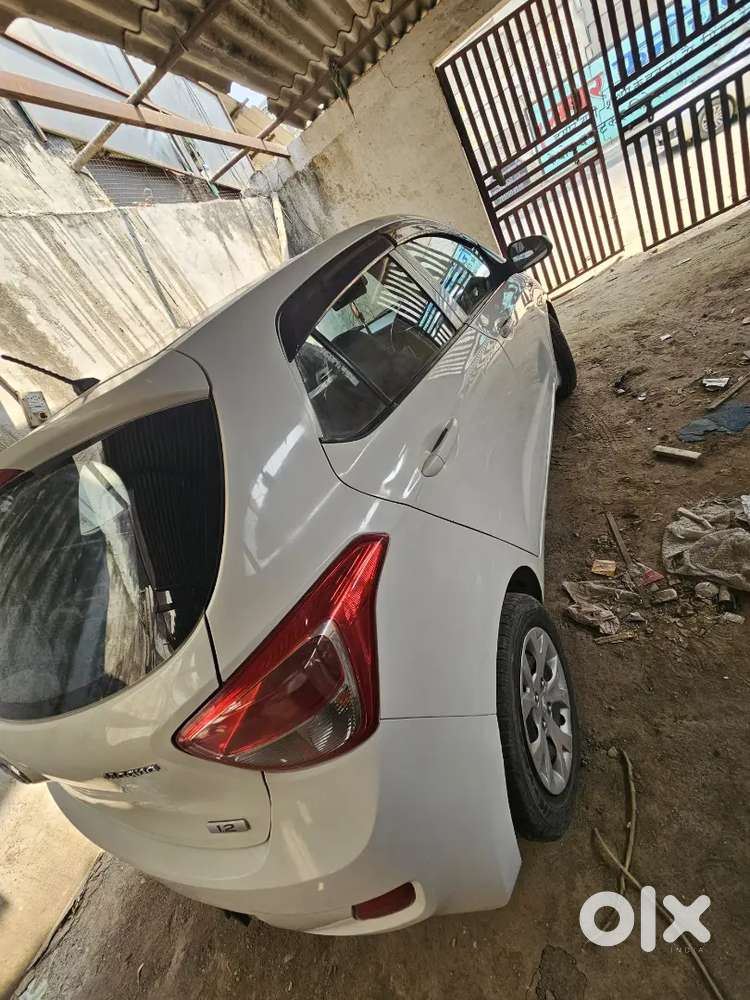 Hyundai Grand I10 (petrol) – Low Km