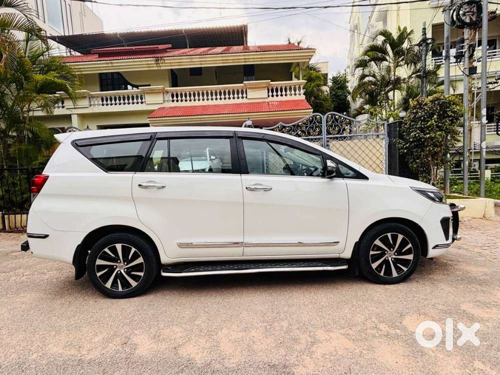 Toyota Innova Crysta [ ] 2.4 Zx At 7 Str, 2020, Diesel