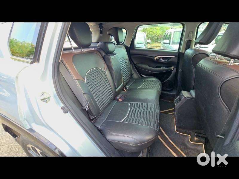 Maruti Suzuki Grand Vitara 1.5 Delta Smart Hybrid At, 2022