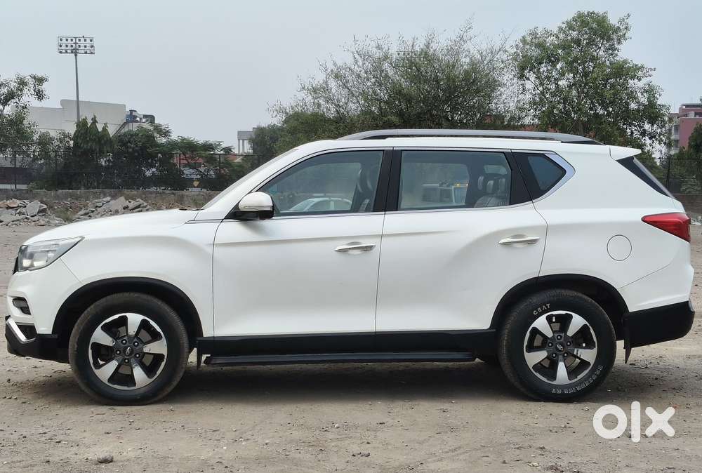 Mahindra Alturas G4 4x4 At, 2019, Diesel