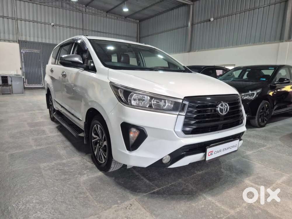 Toyota Innova Crysta 2.4 G Mt 7 Str, 2022, Diesel