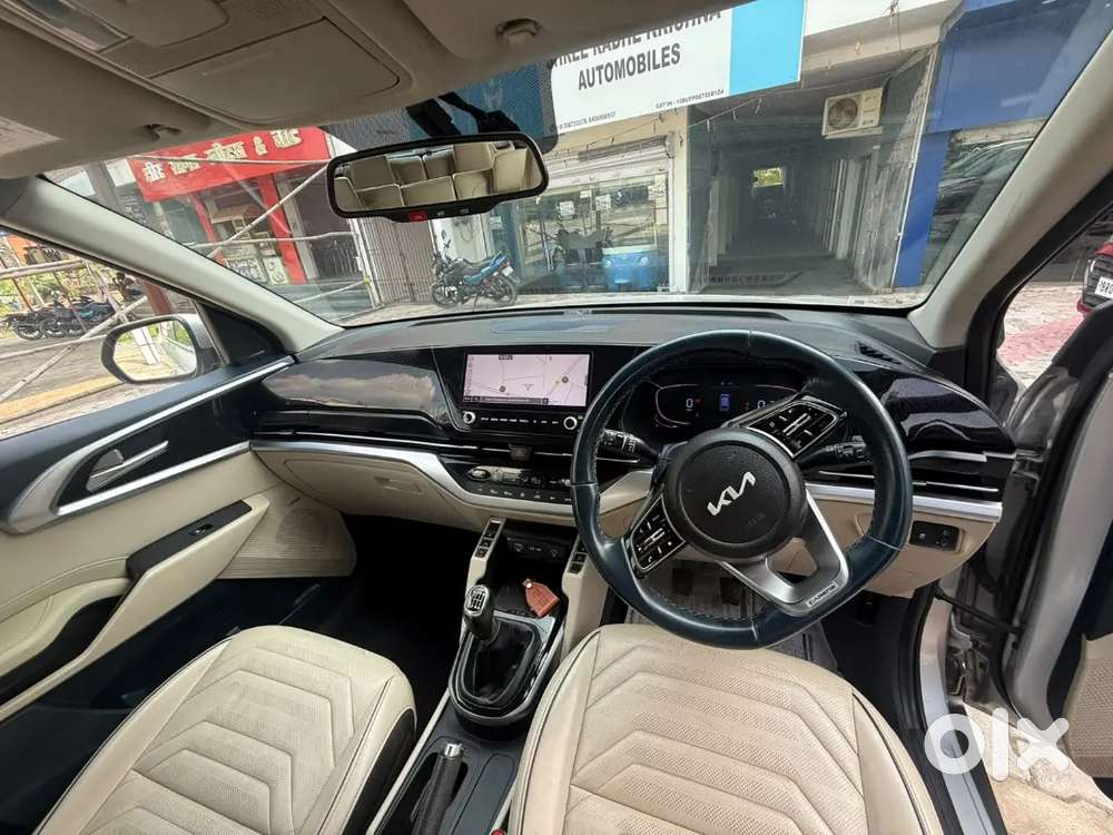 Kia Carens Luxury 2022