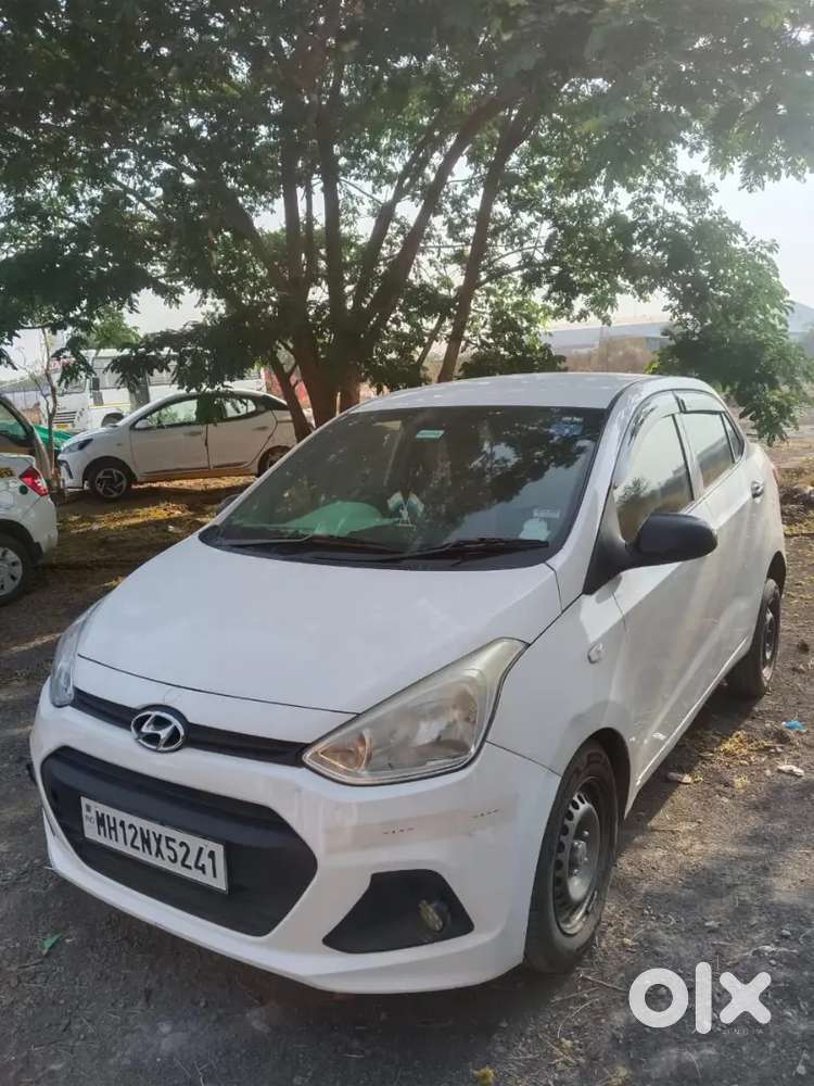 Hyundai Xcent 2017 Cng & Petrol  185000 Km Drive