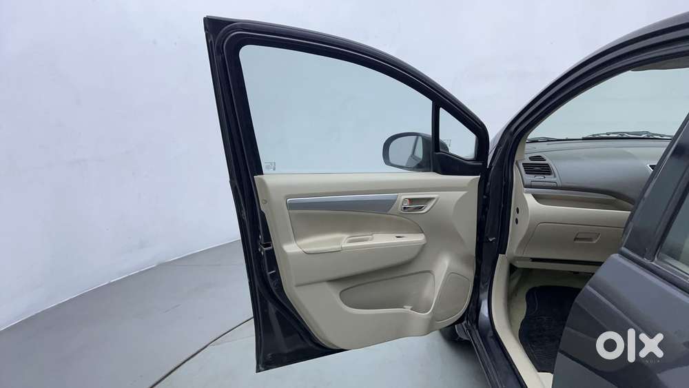 Maruti Suzuki Ertiga Vxi At, 2016, Petrol