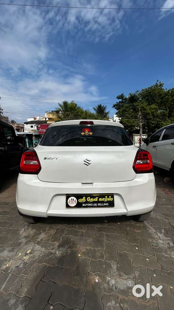 Maruti Suzuki Swift Vxi + Manual, 2018, Petrol