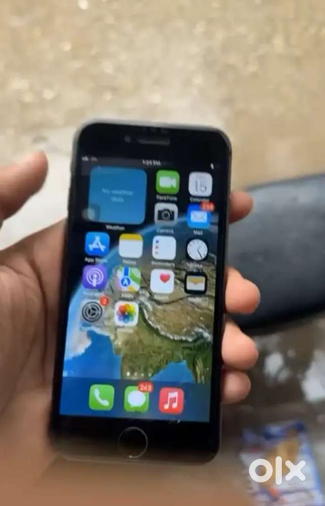 i phone 8 h jisko Lena Hai vahi message  kar na okay hai