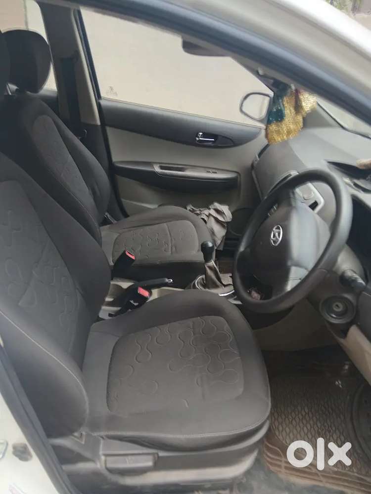 Hyundai I20 2011 Petrol Well Maintained