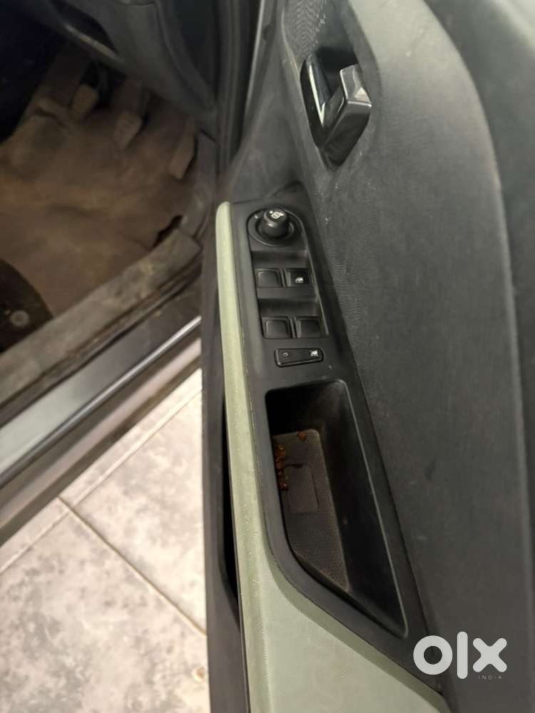 Tata Punch Camo Petrol 2024