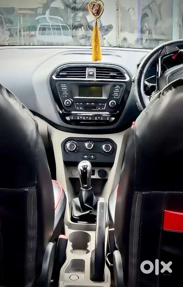 Tata Tiago Revotron Xz 2019