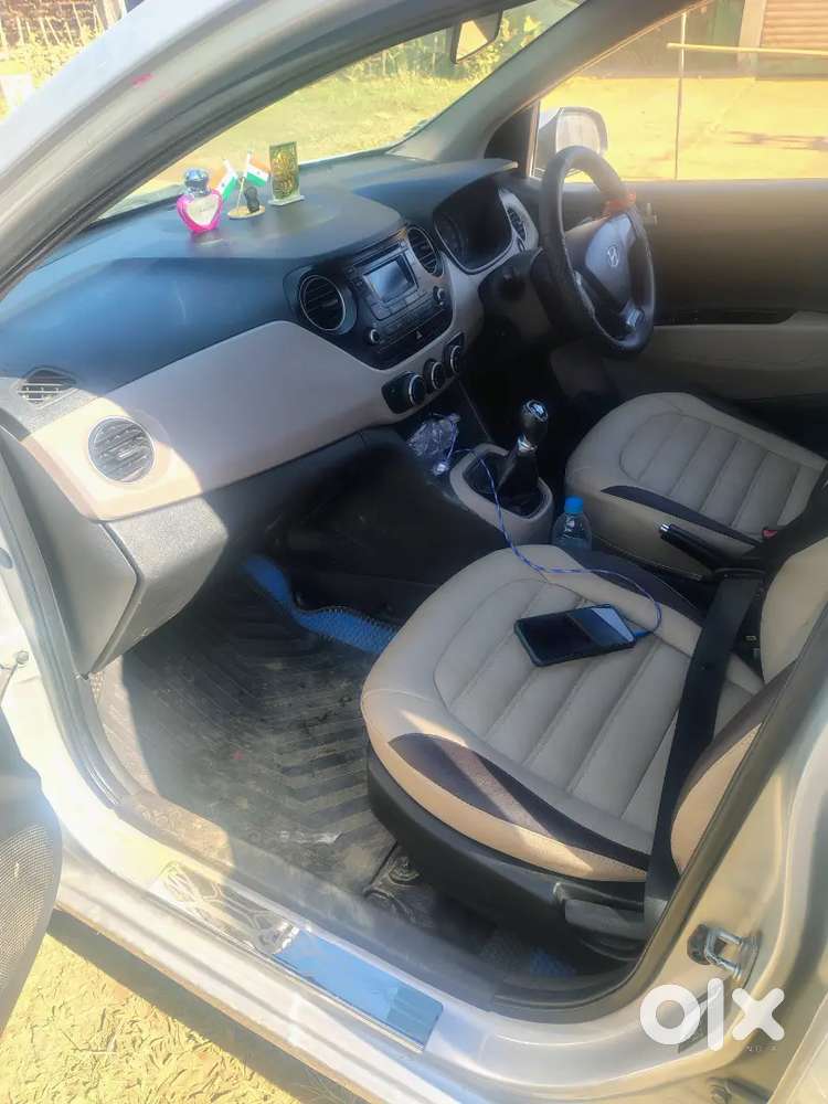 Hyundai Grand I10 Sportz Petrol 2015