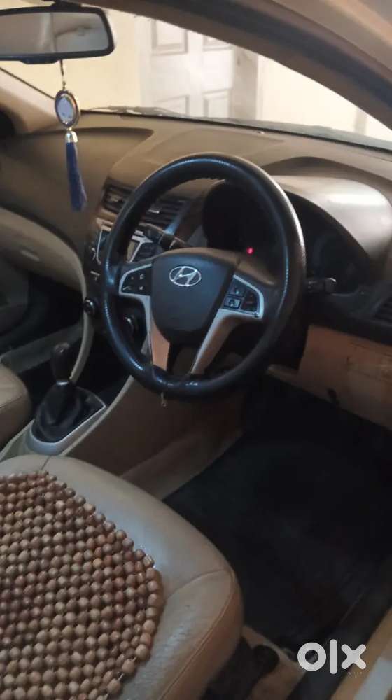 Hyundai Verna 1.6 Sx 2012
