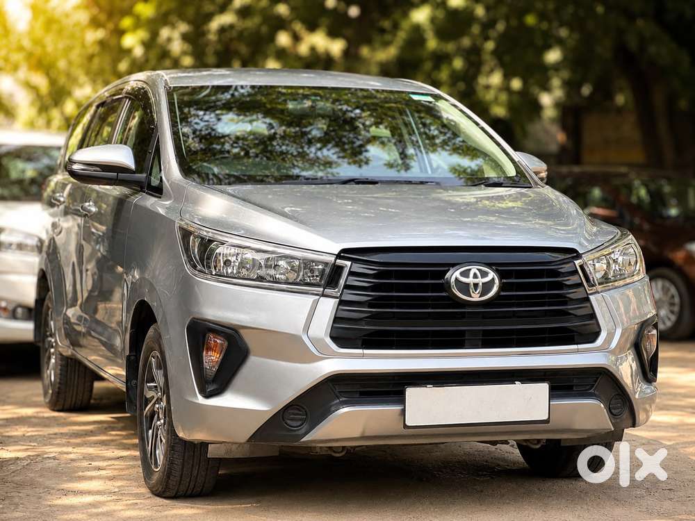Toyota Innova Crysta 2.4 G Mt 8s, 2022, Diesel