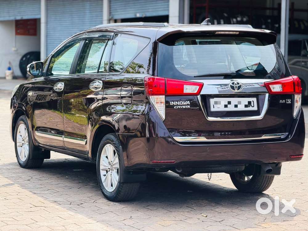 Toyota Innova Crysta 2.8z Automatic, 2017, Diesel