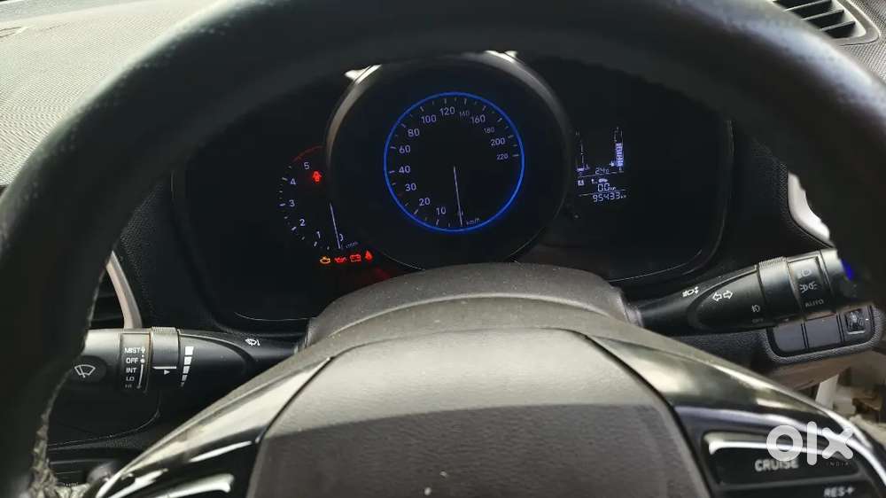 Hyundai Venue 2019 Diesel Well Maintained