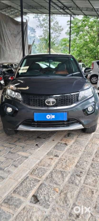 Tata Nexon 1.2 Revotron Xma Amt (s), 2018, Petrol