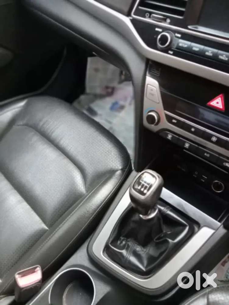 Hyundai Elantra 2018 Petrol Well Maintained