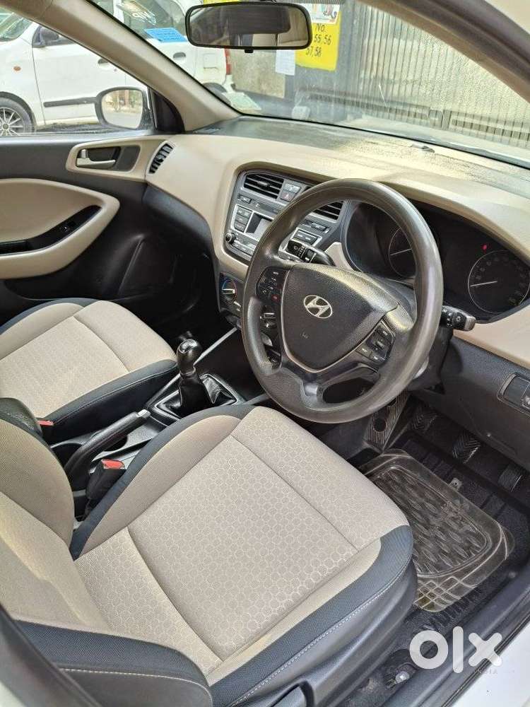 Hyundai I20 Magna 1.2 Mt, 2015, Petrol