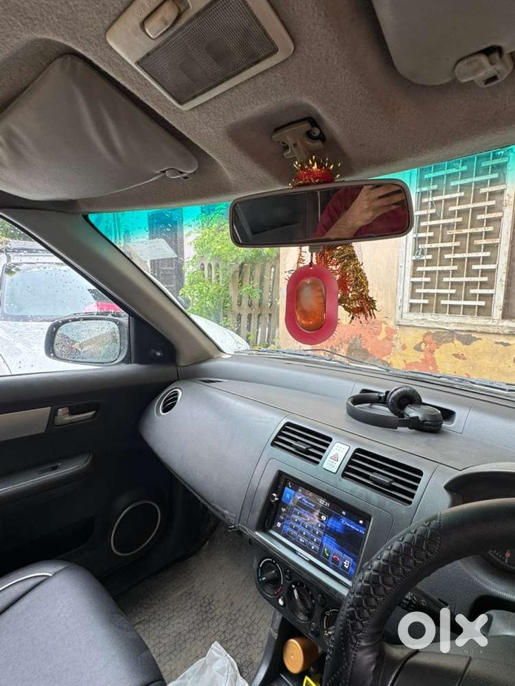 Maruti Suzuki Swift Petrol 2011