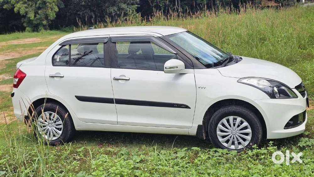 Maruti Suzuki Dzire 1.2 Vxi, 2017, Petrol