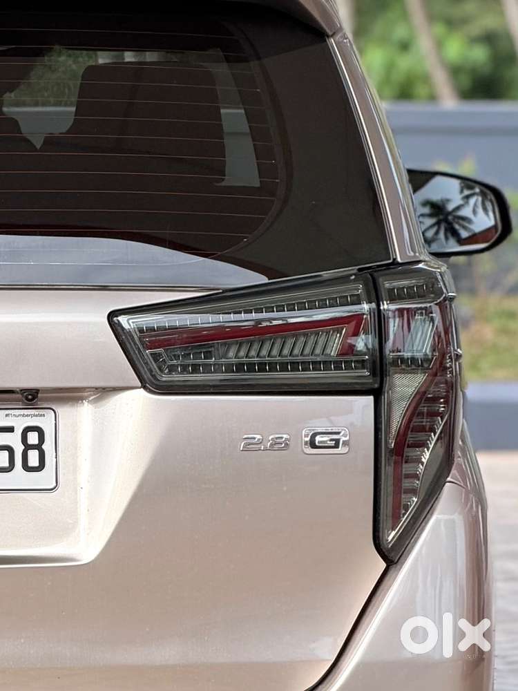 Toyota Innova Crysta 2019