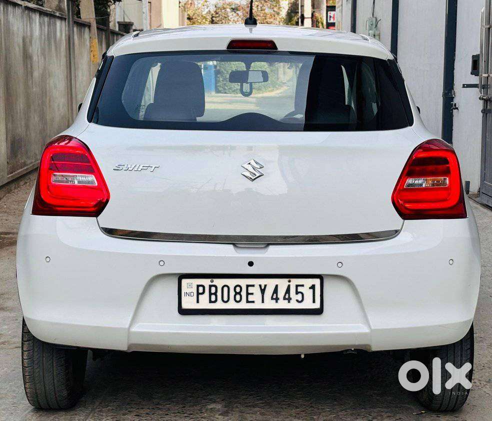 Maruti Suzuki Swift, 2022, Petrol