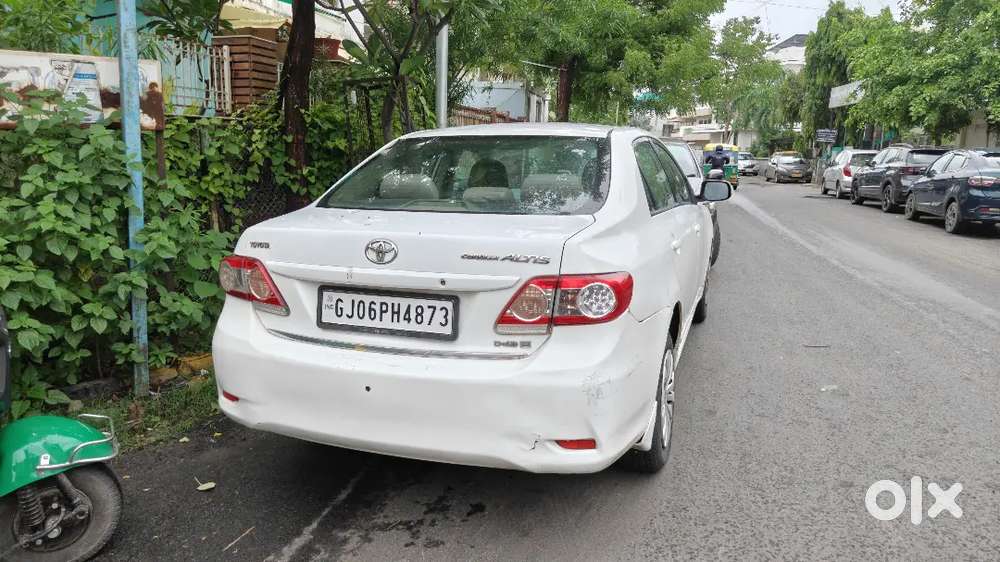 Toyota Corolla Altis 2012