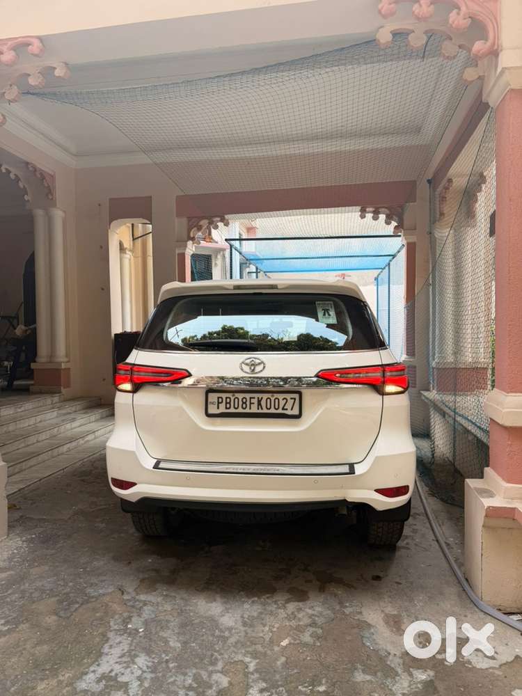 Toyota Fortuner 2024 Diesel